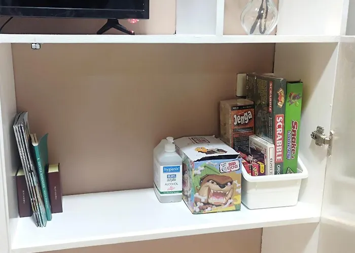Shell Res Nr Moa 2br Free Parking * Manila