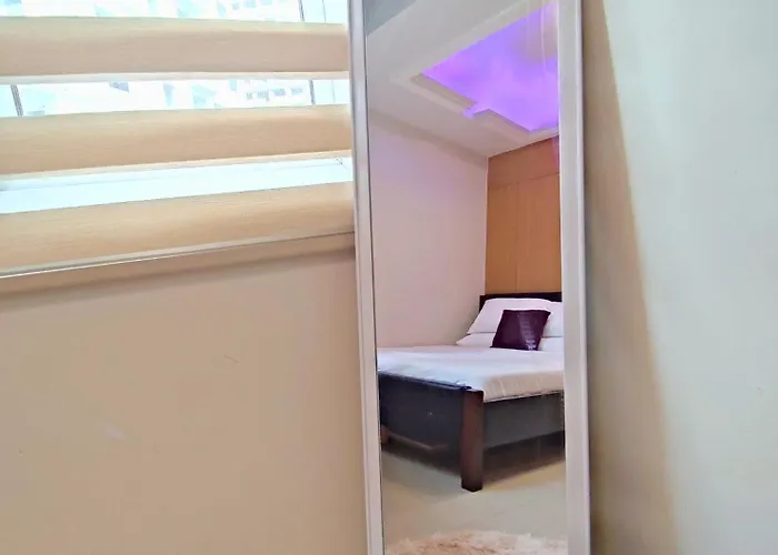 Shell Res Nr Moa 2br Free Parking